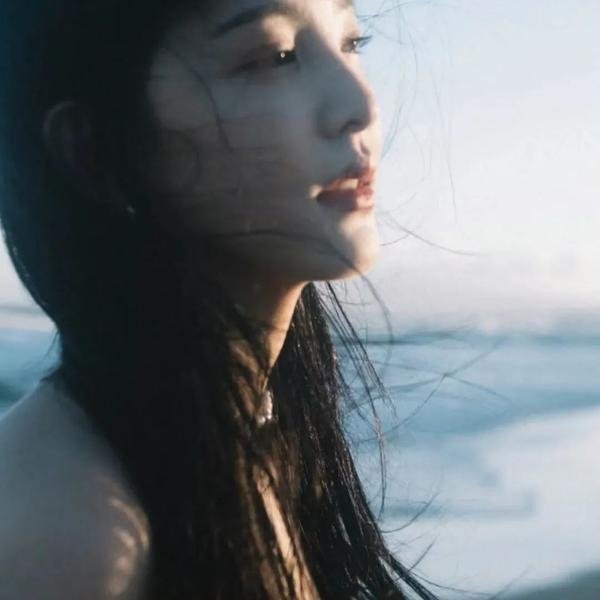 扑朔迷离